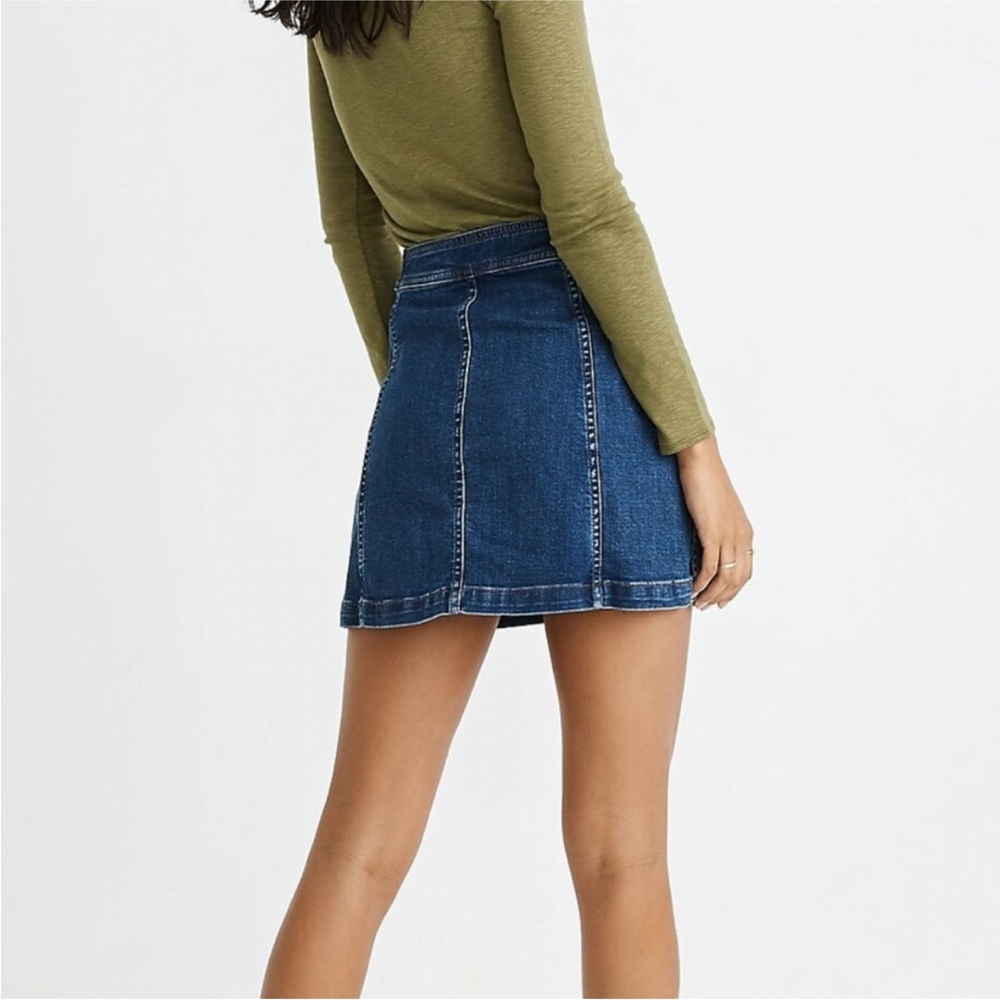 Madewell Stretch Denim A-Line Mini Skirt in Salisbury Wash 4 - Picture 2 of 6